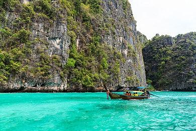 《英雄联盟》S11总决赛EDG3：2逆转战胜DK获冠军